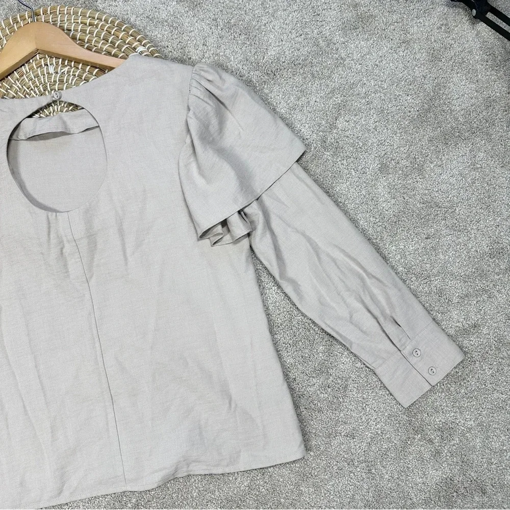 The Odells Ruffle Shoulder Long Sleeve Top Blouse in Beige Cottagecore Size S - Picture 10 of 14